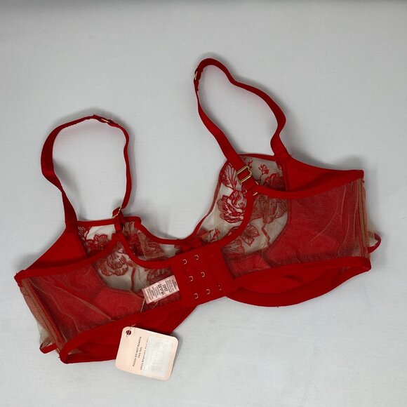 Agent Provocateur Gloria Red Tulle Bra 36DD NWT *DEFECT* - Picture 10 of 13